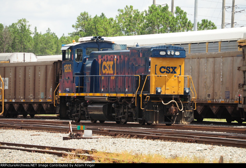 CSX 1203